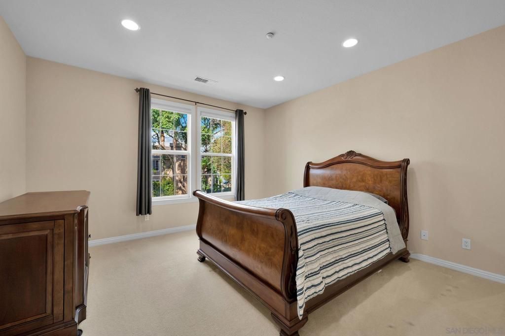 Image 23 of property listing at 15364 Palomino Mesa, San Diego, CA 92127