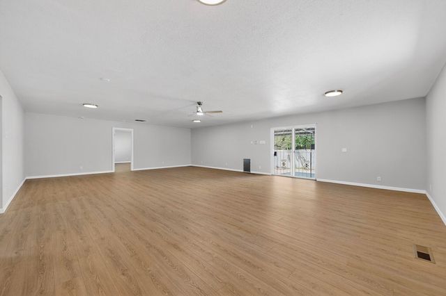 5001 Douglas Macarthur Road NE, Albuquerque, NM 87110