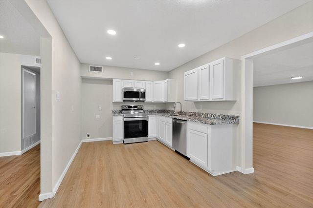 5001 Douglas Macarthur Road NE, Albuquerque, NM 87110