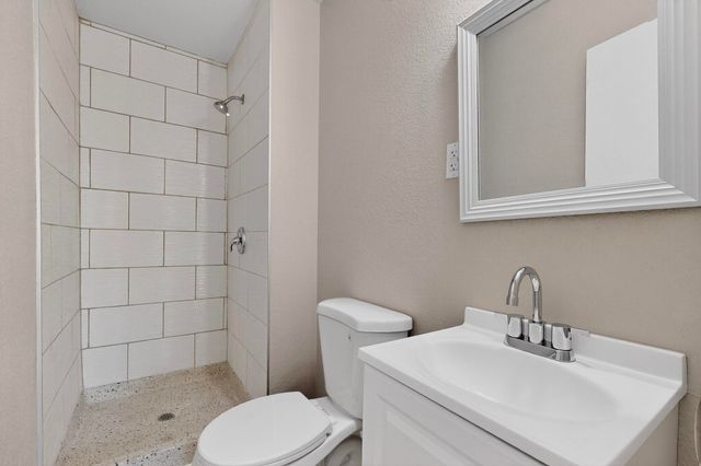 5001 Douglas Macarthur Road NE, Albuquerque, NM 87110