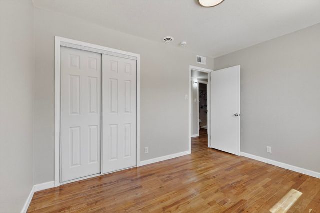 5001 Douglas Macarthur Road NE, Albuquerque, NM 87110