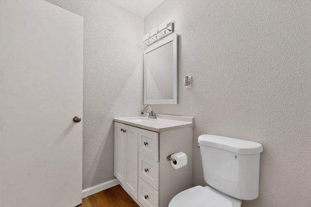 5001 Douglas Macarthur Road NE, Albuquerque, NM 87110