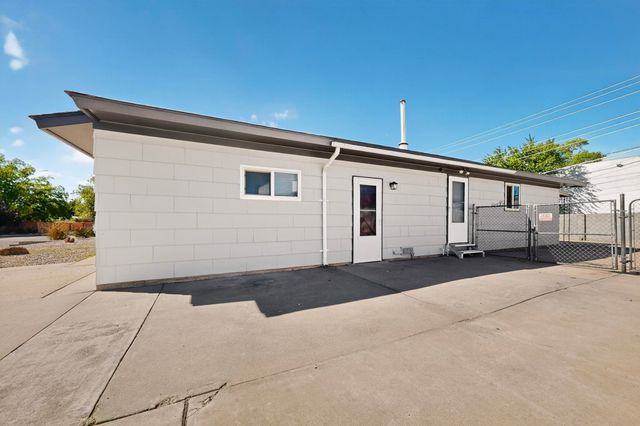 5001 Douglas Macarthur Road NE, Albuquerque, NM 87110