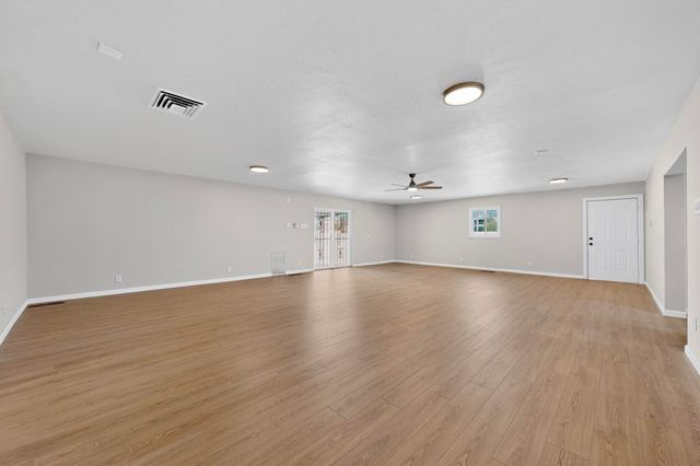 5001 Douglas Macarthur Road NE, Albuquerque, NM 87110