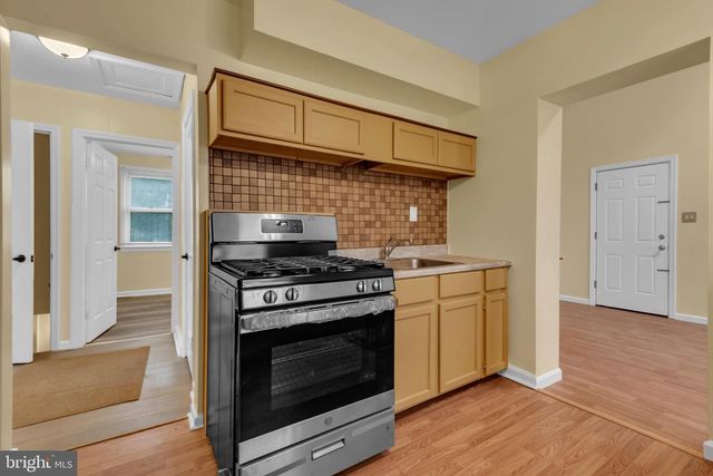 5025 ADDISON RD, Capitol Heights, MD 20743