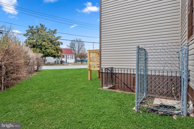 5025 ADDISON RD, Capitol Heights, MD 20743