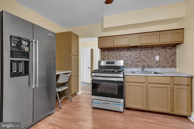 5025 ADDISON RD, Capitol Heights, MD 20743