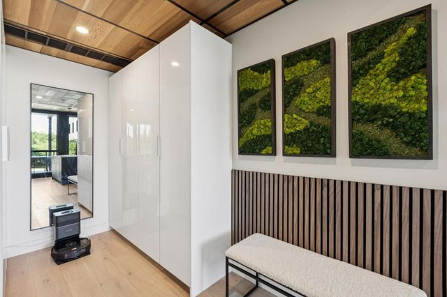 19751 Hicks Road, Los Gatos, CA 95032