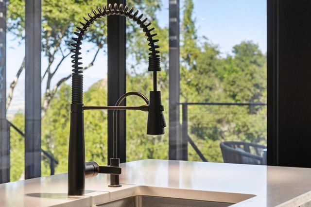 19751 Hicks Road, Los Gatos, CA 95032