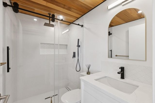 19751 Hicks Road, Los Gatos, CA 95032