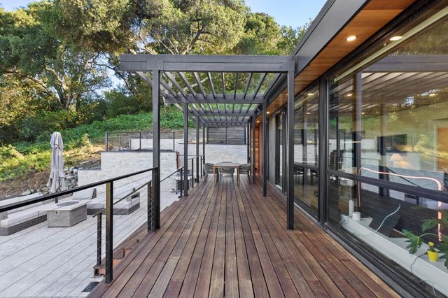 19751 Hicks Road, Los Gatos, CA 95032