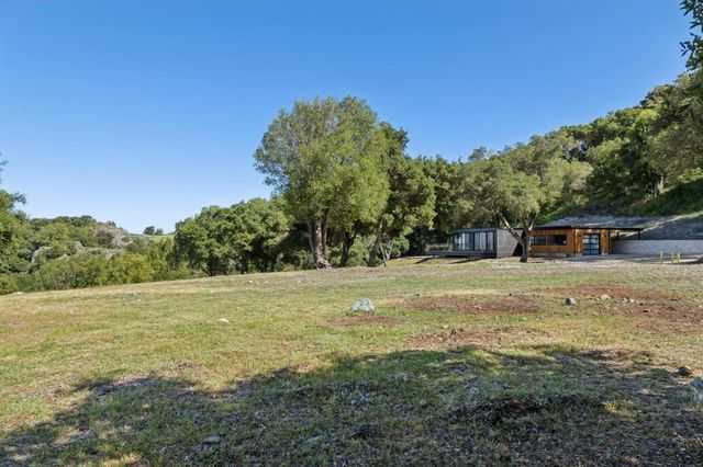 19751 Hicks Road, Los Gatos, CA 95032