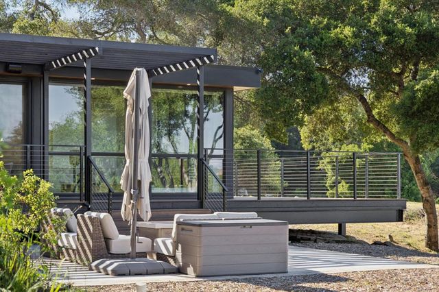 19751 Hicks Road, Los Gatos, CA 95032