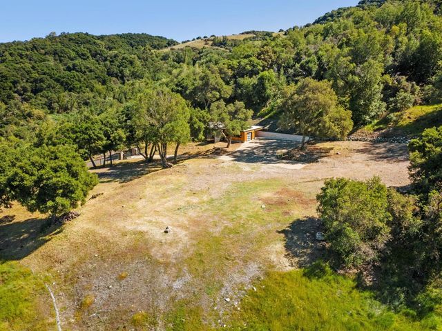 19751 Hicks Road, Los Gatos, CA 95032