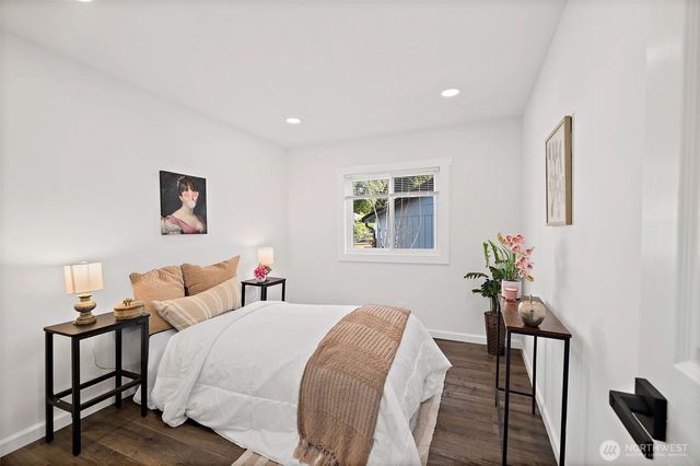 19309 127th Avenue NE, Bothell, WA 98011