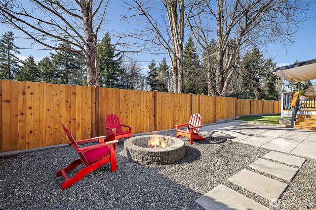 19309 127th Avenue NE, Bothell, WA 98011