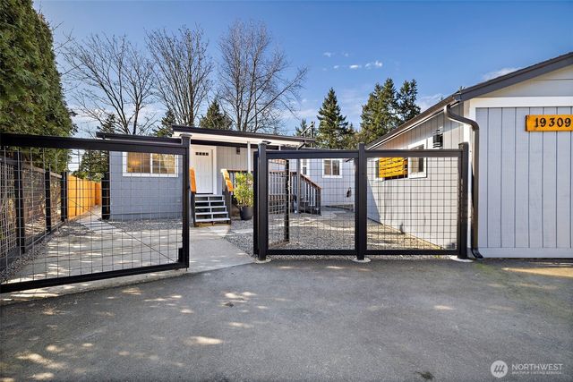 19309 127th Avenue NE, Bothell, WA 98011