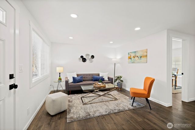 19309 127th Avenue NE, Bothell, WA 98011