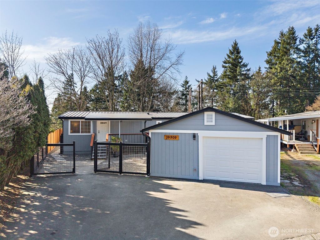 19309 127th Avenue NE, Bothell, WA 98011