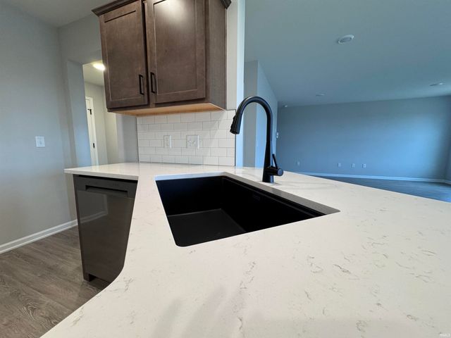 5207 Mountain Sky Cove, Fort Wayne, IN 46818