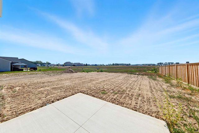 5207 Mountain Sky Cove, Fort Wayne, IN 46818