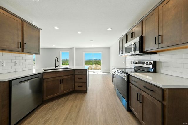 5207 Mountain Sky Cove, Fort Wayne, IN 46818