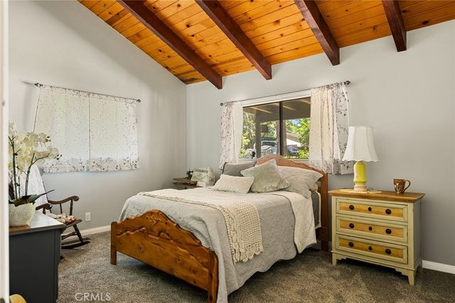 31071 Mountain Oak, Running Springs, CA 92382