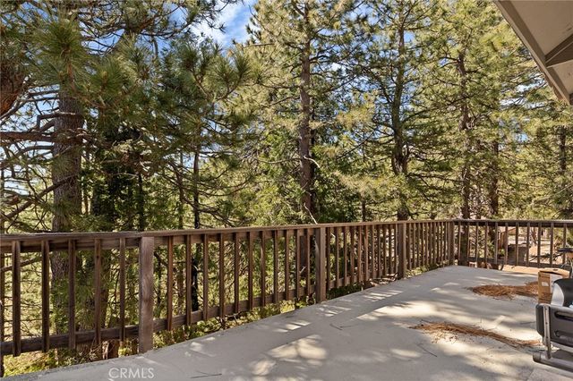 31071 Mountain Oak, Running Springs, CA 92382