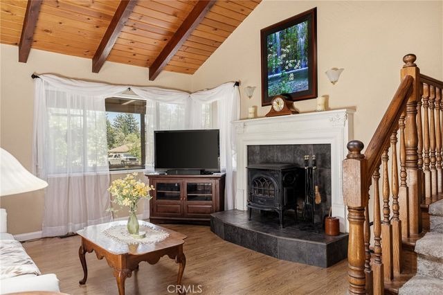 31071 Mountain Oak, Running Springs, CA 92382