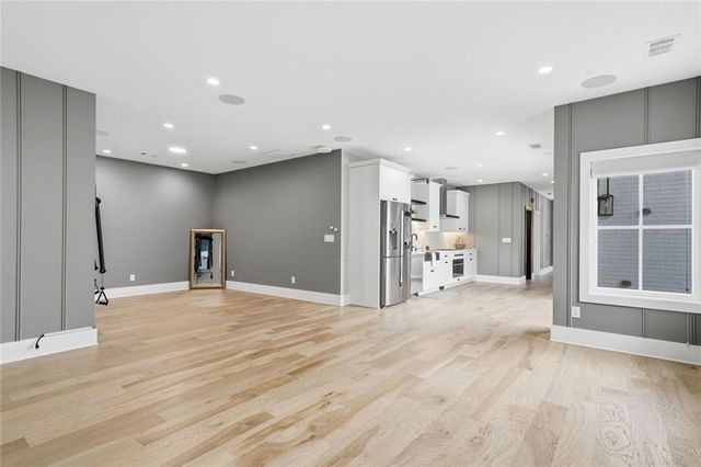 6725 Halcyon Way, Alpharetta, GA 30005