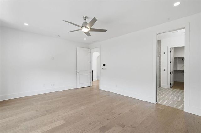 6725 Halcyon Way, Alpharetta, GA 30005