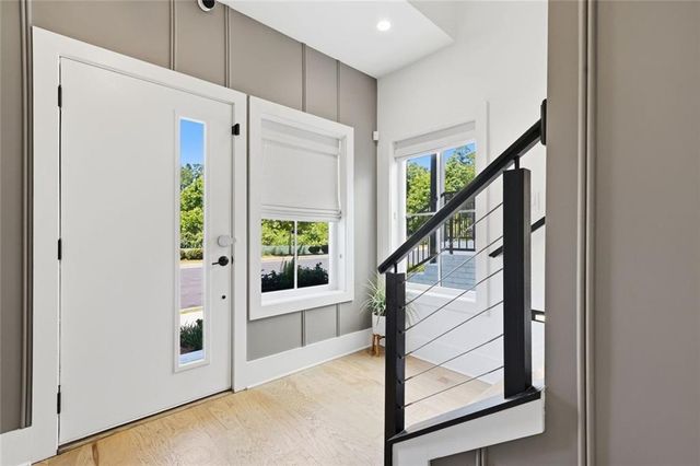 6725 Halcyon Way, Alpharetta, GA 30005