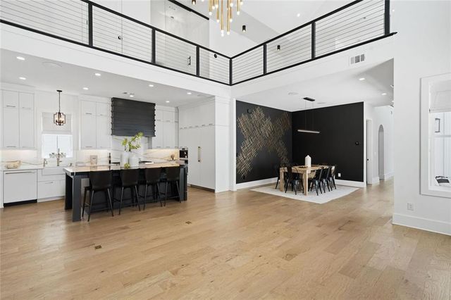 6725 Halcyon Way, Alpharetta, GA 30005