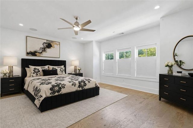 6725 Halcyon Way, Alpharetta, GA 30005