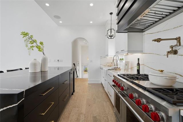 6725 Halcyon Way, Alpharetta, GA 30005