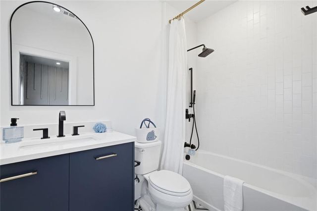 6725 Halcyon Way, Alpharetta, GA 30005