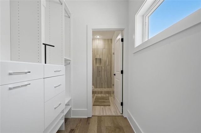 6725 Halcyon Way, Alpharetta, GA 30005