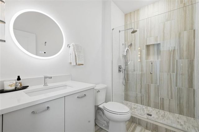 6725 Halcyon Way, Alpharetta, GA 30005