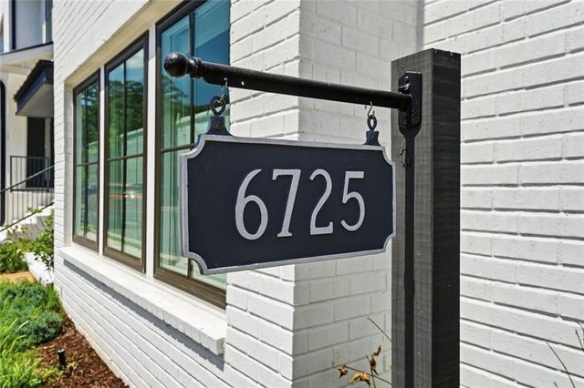 6725 Halcyon Way, Alpharetta, GA 30005