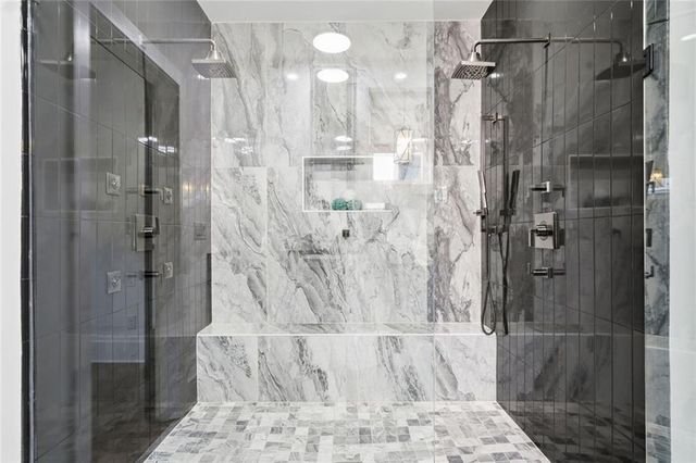 6725 Halcyon Way, Alpharetta, GA 30005