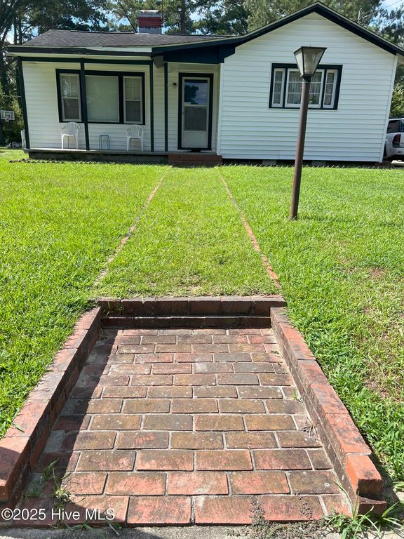 605 Grove Street, Wilson, NC 27893