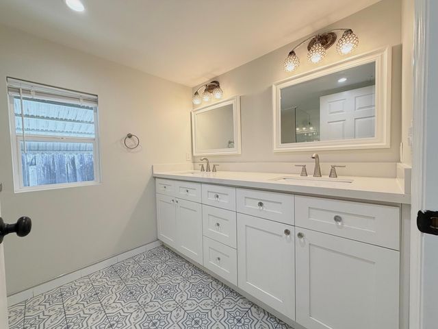 528 N J Street, Lake Worth Beach, FL 33460