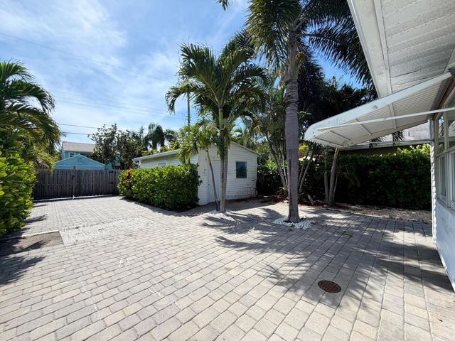 528 N J Street, Lake Worth Beach, FL 33460