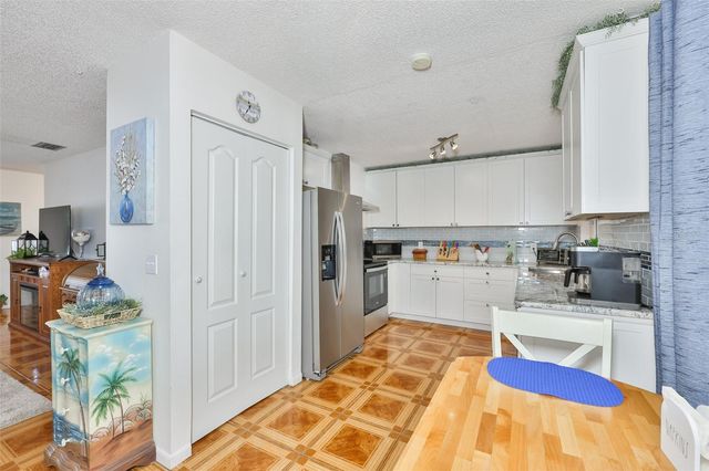 1706 FLAMINGO LANE, Sun City Center, FL 33573
