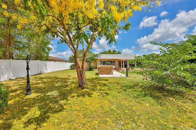 1706 FLAMINGO LANE, Sun City Center, FL 33573