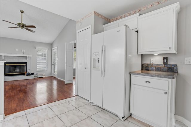 353 LAKEBREEZE CIRCLE, Lake Mary, FL 32746