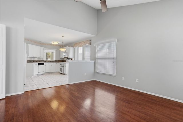353 LAKEBREEZE CIRCLE, Lake Mary, FL 32746