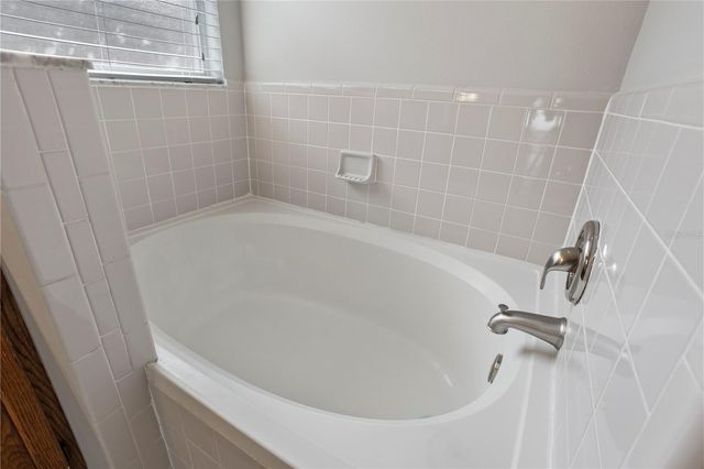 353 LAKEBREEZE CIRCLE, Lake Mary, FL 32746