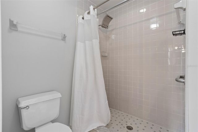 353 LAKEBREEZE CIRCLE, Lake Mary, FL 32746