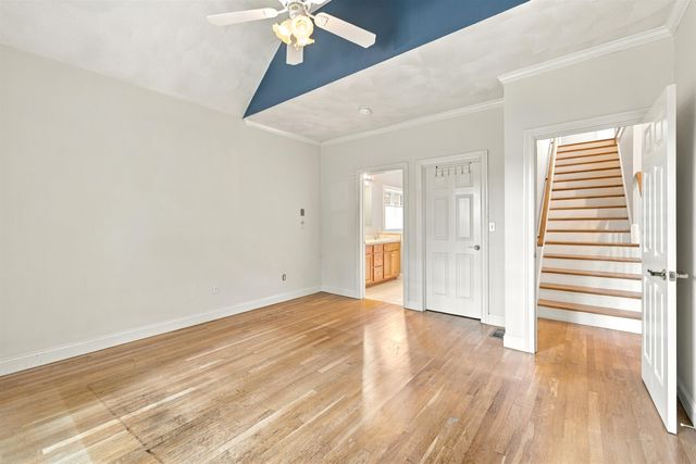 43 Sawgrass Circle, Londonderry, NH 03053